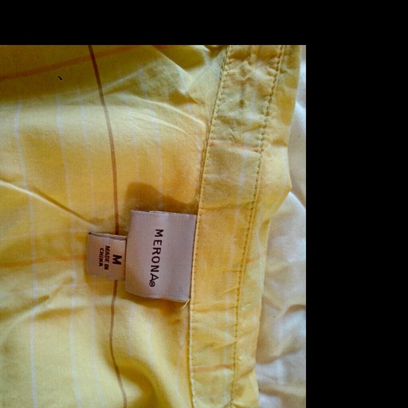Yellowretrobuttonup - Picture 4 of 4