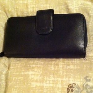 Rolf's black leather wallet