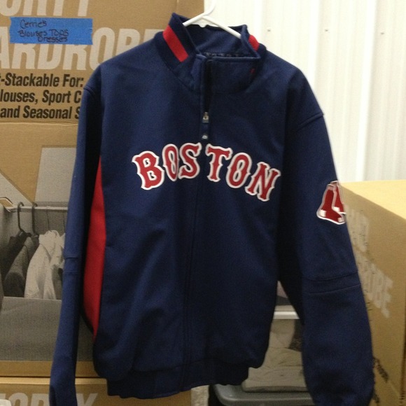 BRAND NEW NEVER BEEN WORN
