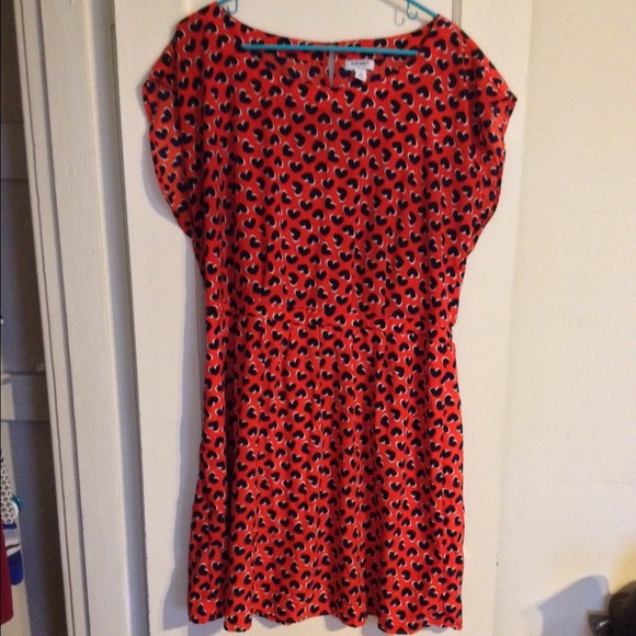 ***SOLD*** Old Navy heart print dress