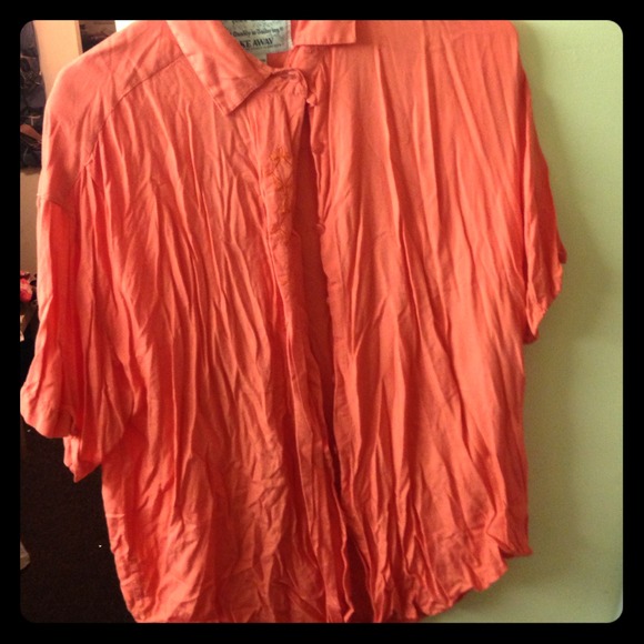 Funky salmon 80s shirt
