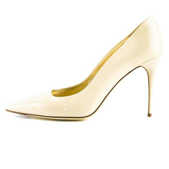 Valentino Shoes - Cream color Valentino patent leather pumps