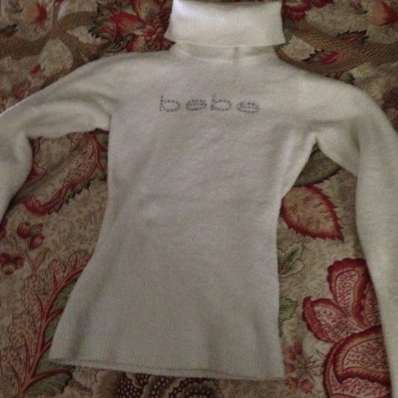 Bebe cashmere sweater