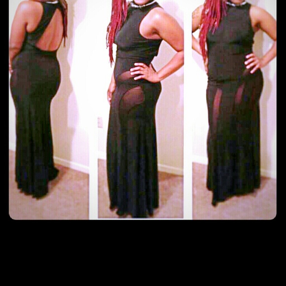 A black dress - Picture 1 of 1