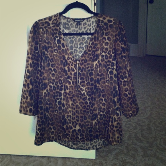 REDUCED 👎👎Express Leopard Print hi low top.