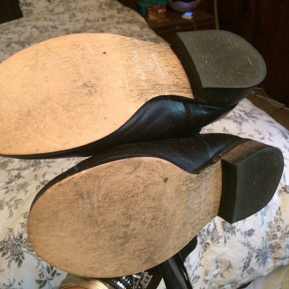 ✋BUNDLED✋ MIA Tall Black Leather Flat Boots - Picture 2 of 4