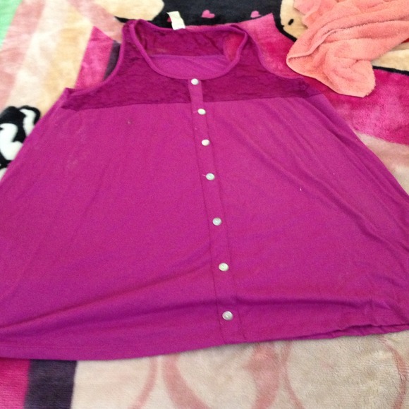 Light purple tank top