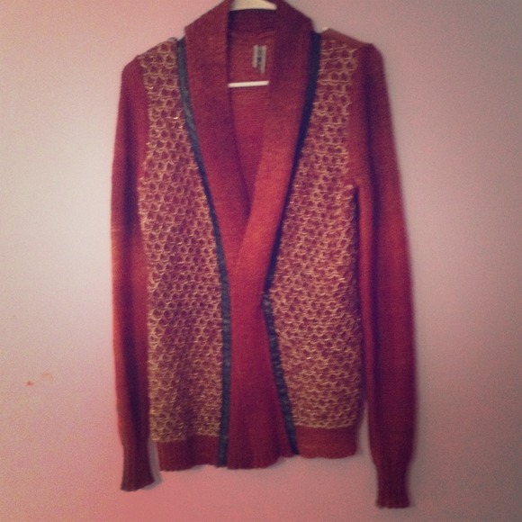 BKE sweater