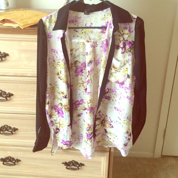 Forever 21 chiffon top!