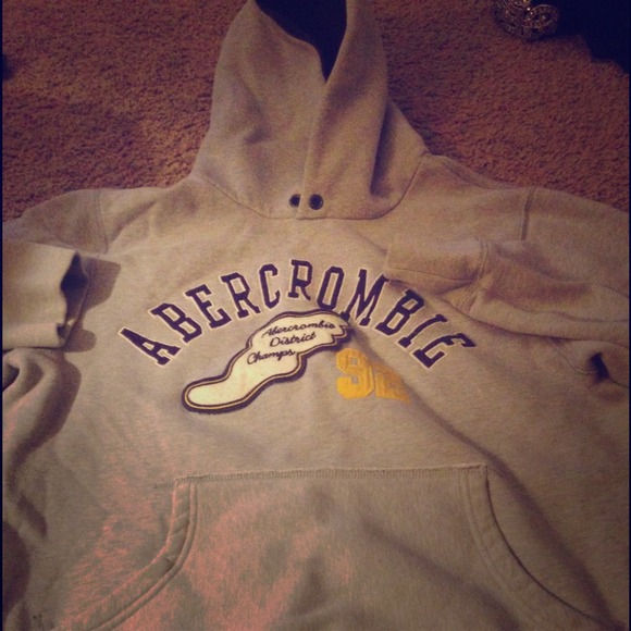 Reduced!! 💥💥💥Youth XL hoodie