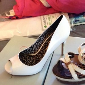 🌸JUST SHARING🌸 Jessica Simpson Footwear