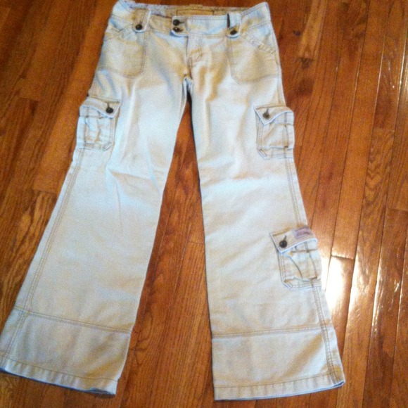 ON HOLD!! Khaki Abercrombie & Fitch pants!