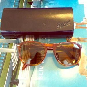 Persol suprema's in Light Havana