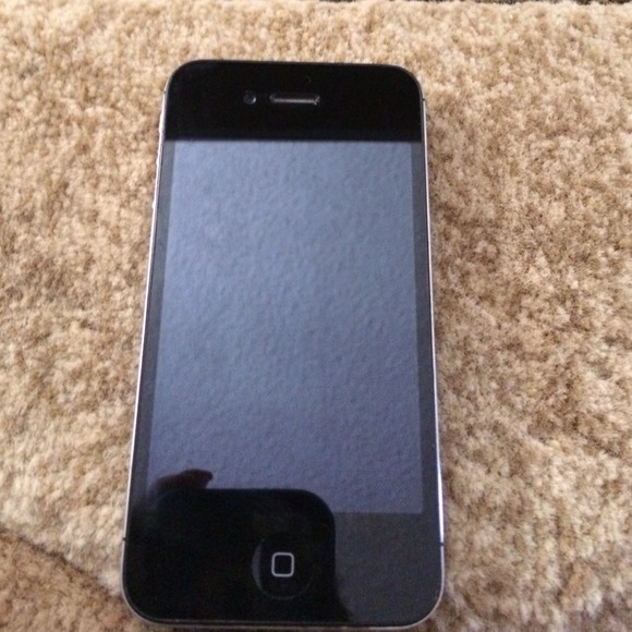 Iphone 4 32gb and Dress bundle 🎀