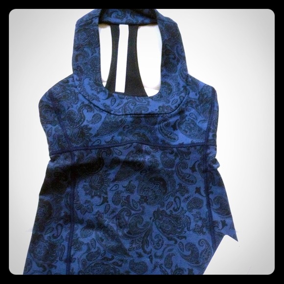 🚫Sold🚫lululemon scoop neck  tank size 4 - Picture 1 of 3