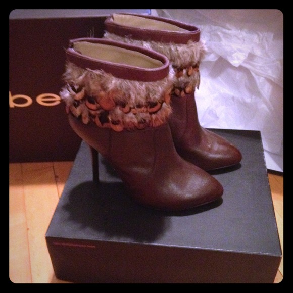 Bebe Feather ankle booties!