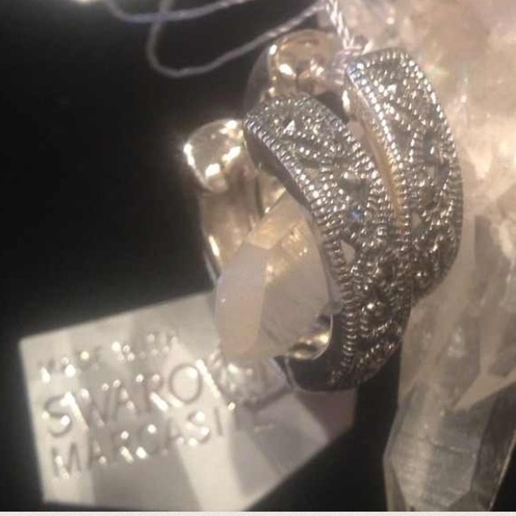 SOLD🎉HOST PICK🎉💯Authentic Swarovski Marcasite - Picture 2 of 3