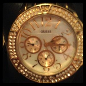 GUESS U13510L1 Women's Watch