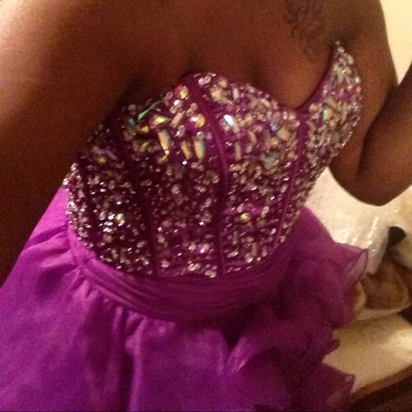 Prom dress - Picture 3 of 4