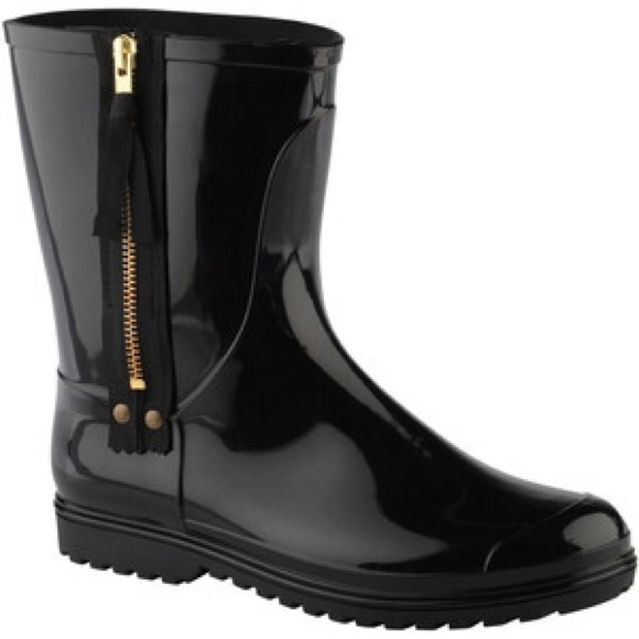 Rainboots