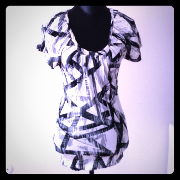 ❌SOLD❌AX sleek design shirt