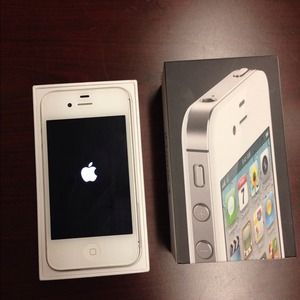 White iPhone 4 8GB Sprint