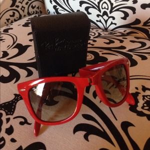 Ray Ban Folding Wayfarer Sunglasses RED