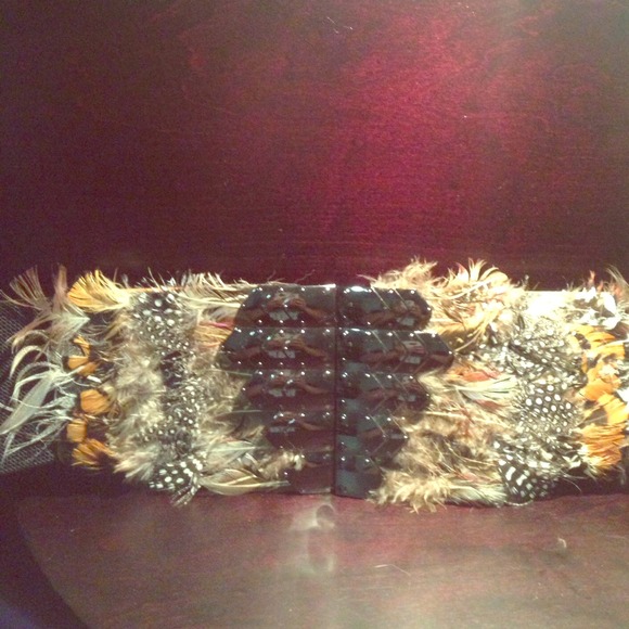 Stretch belts