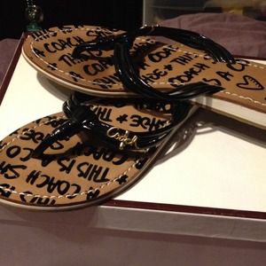 Coach flip flops🔴reduced🔴