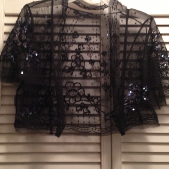 Shear shrug black with lacys beads. Very cute - Picture 1 of 3