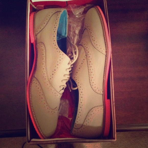 Pink and Grey Oxfords!