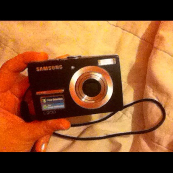 Samsung L200 - Picture 1 of 3