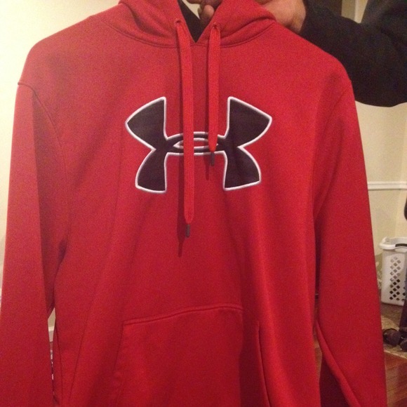 Men's underarmour hoodie