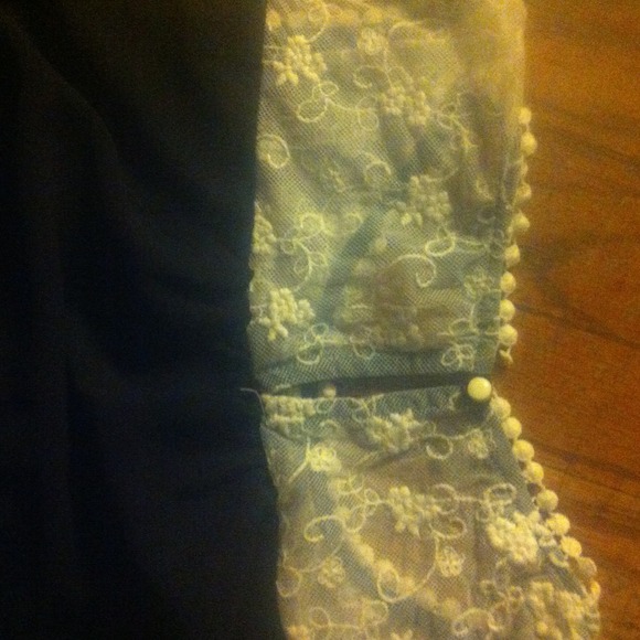 Top - Picture 3 of 3