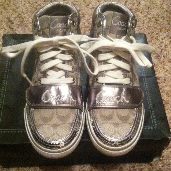 Silver Sequin Sneakers️ ⚪️negotiable⚪️