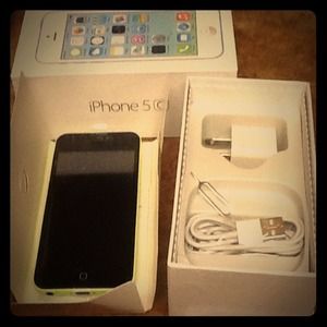 Iphone 5 c with box and everything brand new