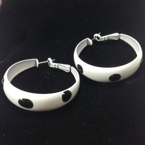 Classic black & white big circle earring