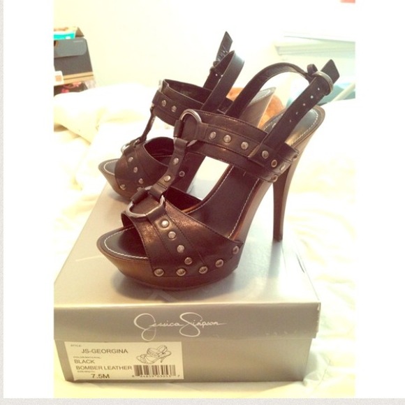 💯%Authentic Jessica Simpson Leather Heels