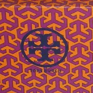 TB empty shoe box & paper bag