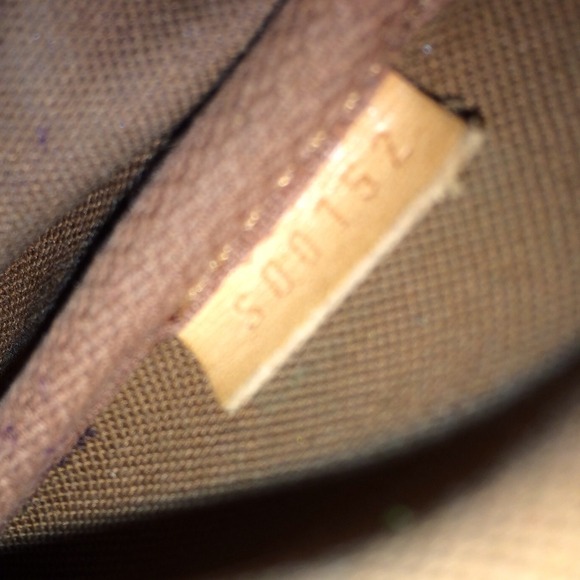 Louis Vuitton-🔴SOLD🔴 - Picture 2 of 4