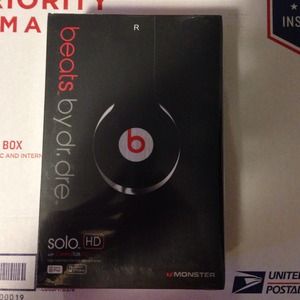Dr dre beats :)