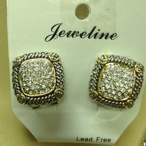 Accessories - Rhinestone necklace and earring set Accessories - Rhinestone necklace and earring set