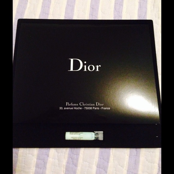 SOLD‼️❌❌❌Dior Eye liner patches 💸💸📌✂️✂️REDUCED