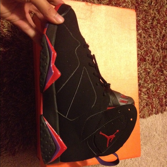 Retro 7 "Raptors" Mens RESERVED‼️