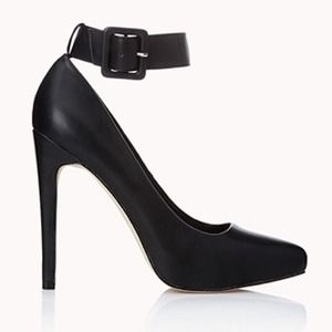 Faux leather stiletto pumps