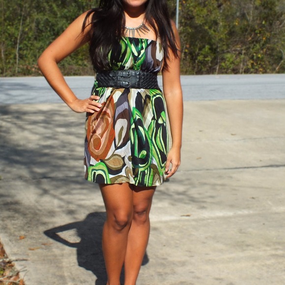 Strapless dress