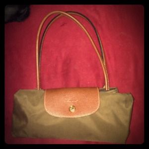 Authentic small longchamp purse good condition