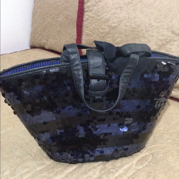 Authentic Juicy couture sequin staw ..