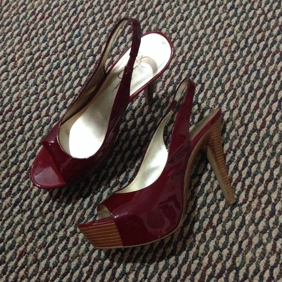 Jessica Simpson - Picture 2 of 4