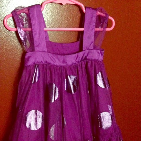 Baby girl purple dress w/polka dots gap. Size 2